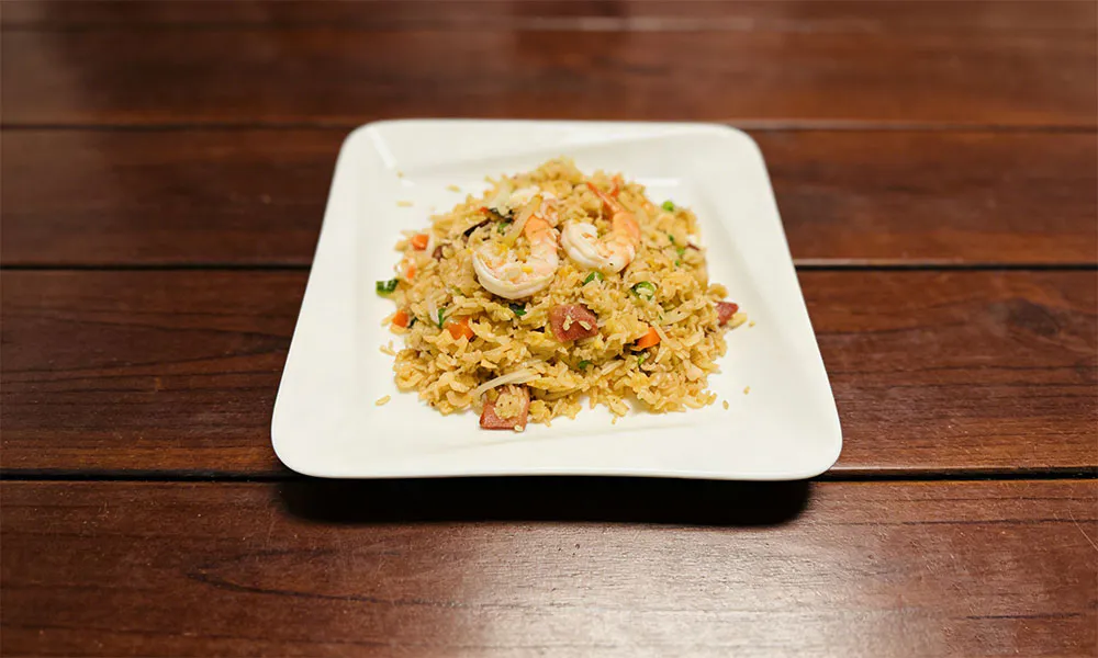 Crispy noodle stir-fry with beef and vegetables at Pho Thi, a Vietnamese Restaurant in Oregon City